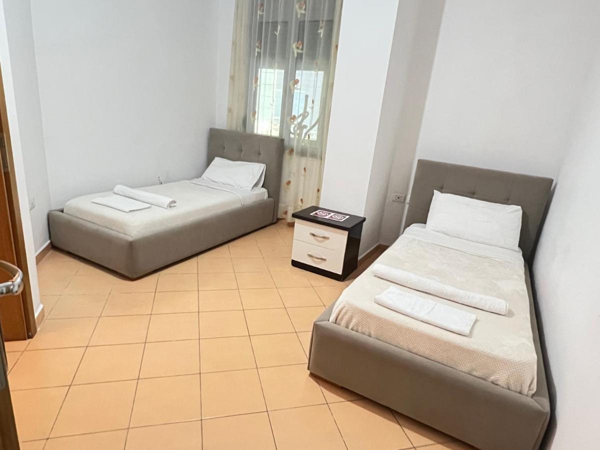 Leonard Apartment Tirana Kültér fotó